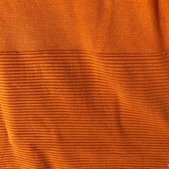 🎉HP🎉 EEUC ST. JOHN Sweater - Picture 2 of 8